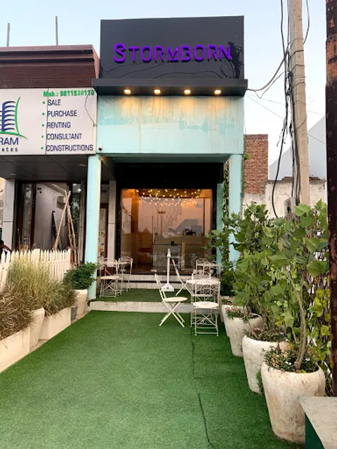 STORMBORN Cafe