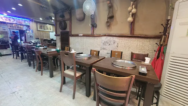 Sujebi Mukeun Dakgalbi