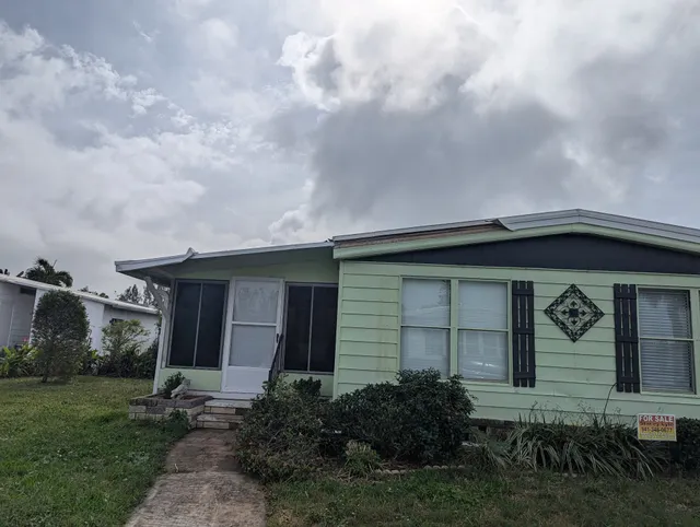 Seabreeze Mobile Estates