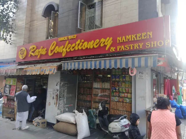 Raju Confectionary Namkeen & Pastry Shop