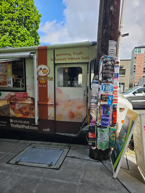 The Roll Pod Food Truck