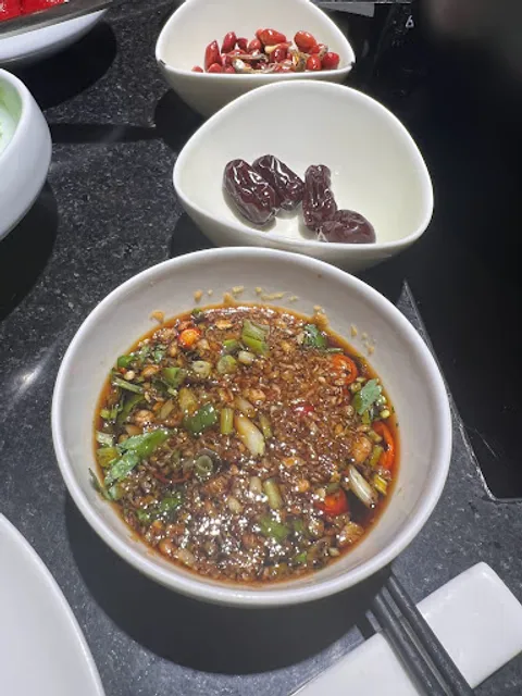 Zhen Taste Hong Kong-Style Zhou Hot Pot (Yizhuang Store)