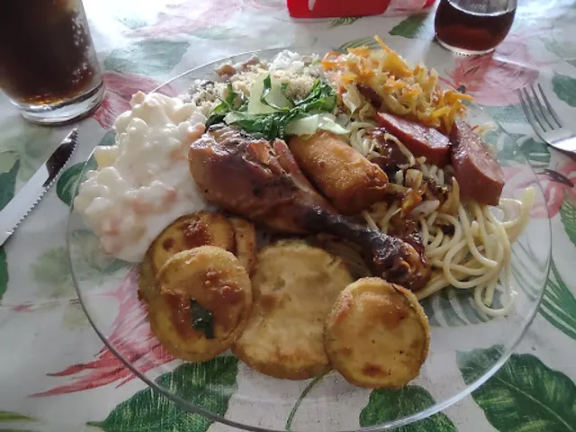 Restaurante e Lanchonete Família