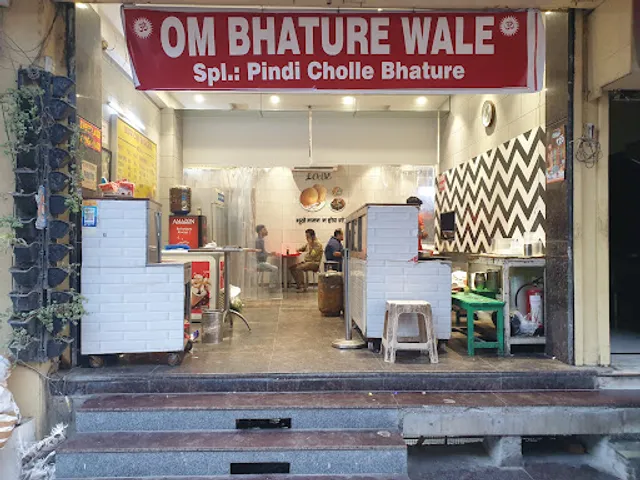 Om Bhature Wale(Regd)
