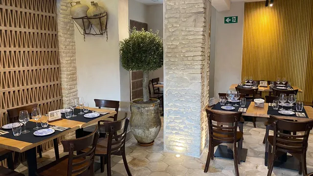 Bodega Asador La Pitarra Heliopolis