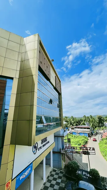 Royal Plaza Residency