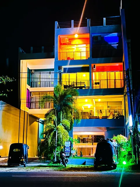 Dazzle Bay by Twenty-Two