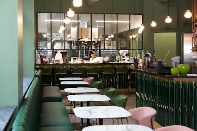 The Corner - Illy Caffè & Cocktail