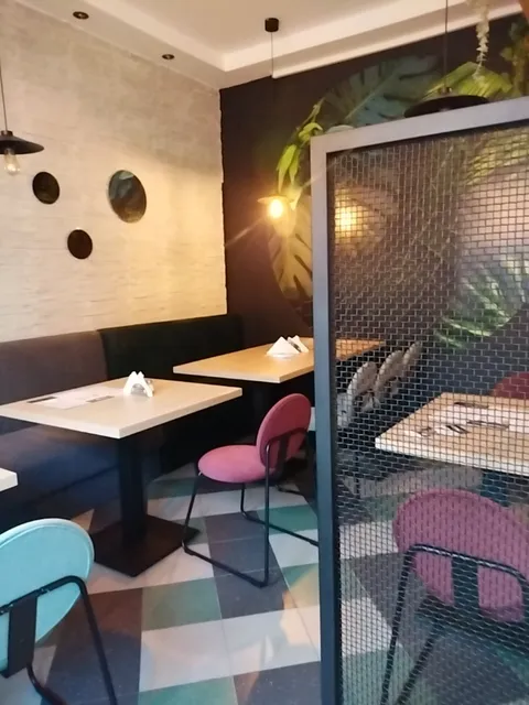 Master Cheese Pizza & Burger