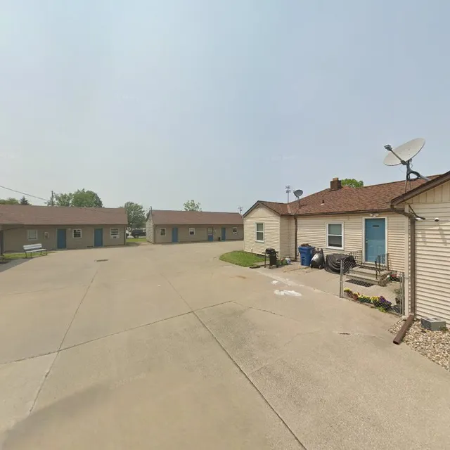 Village Inn & Efficiencies