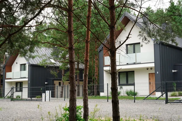 Domy Leśne Szumy na Roztoczu