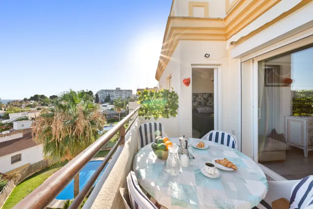 Torremolinos Sunny Terrace -2BR, Sea & mountain views, pool, parking, private rooftop terrace, sun all day long ☀️