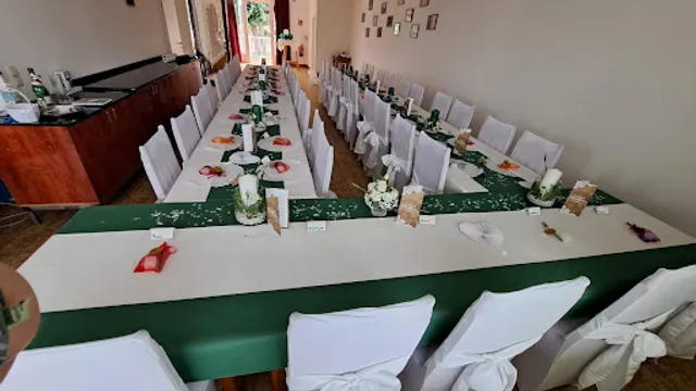 Schnitzelstube Gützkow