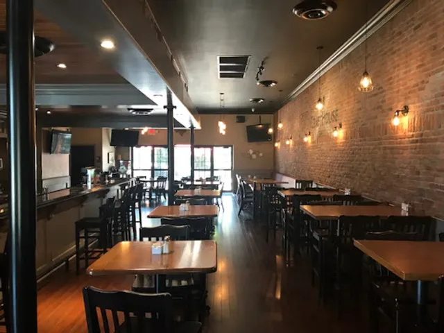 R&R CraftHouse Grill