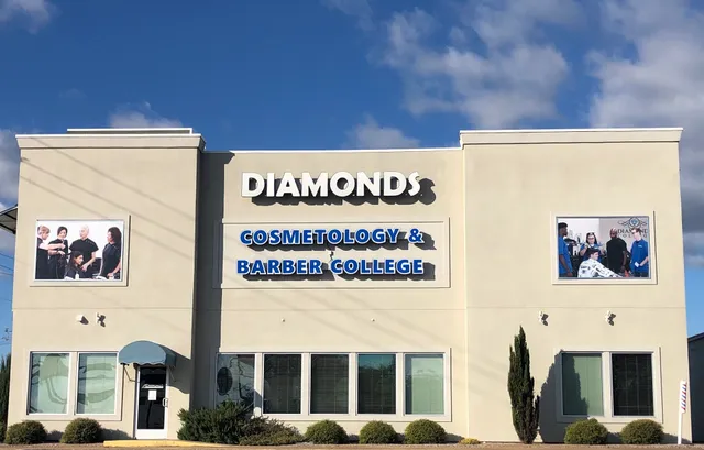 Diamonds Barber College