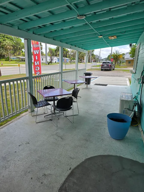 Chez Porky's & Whistle Stop Pizza