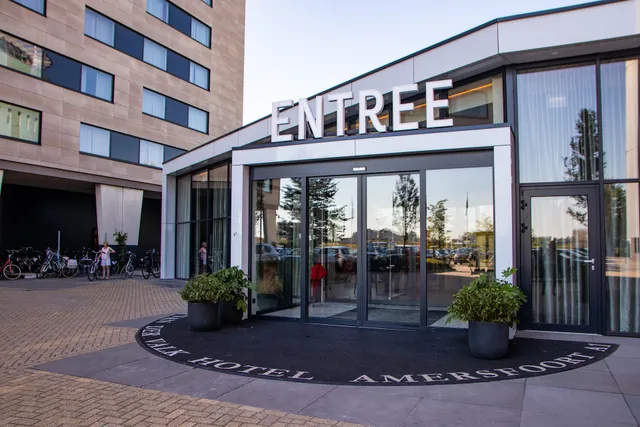 Live Cooking Restaurant