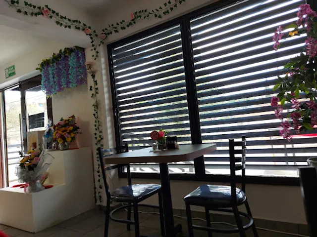 Dulce Aroma Flores y café