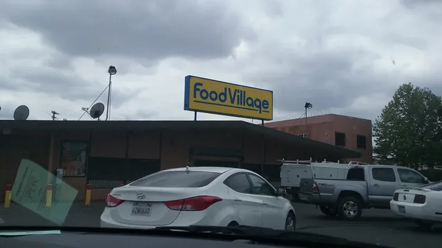Food Village Market
