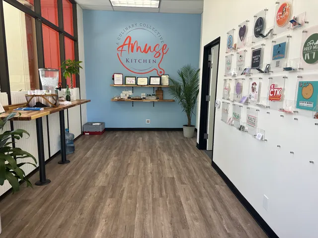 Dino's Pizza Kitchen