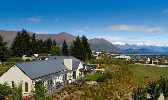 Websters on Wanaka Lodge