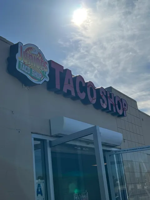 Junior's Taco Shop