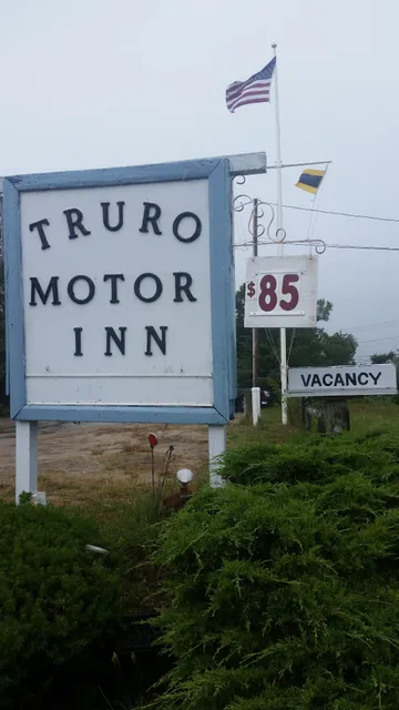 Truro Motor Inn