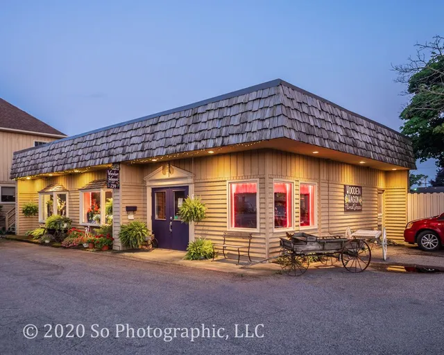 Wooden Wagon Floral Shoppe Inc