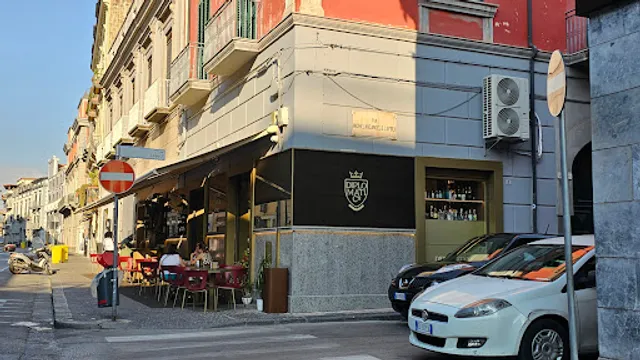 Diplomatico wine bar