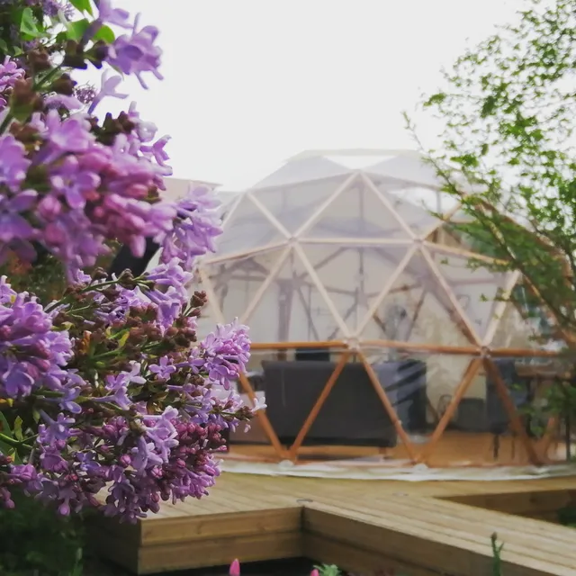 Les 2 granges Chambres d'hôtes Dôme insolite Gîte SPA