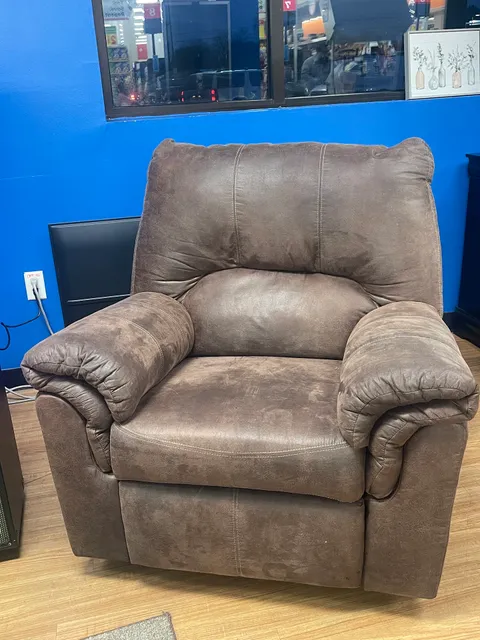 Buddy's Home Furnishings