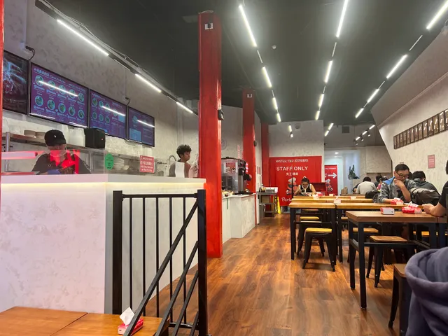 Master Pig Pork Rice CBD 痞哥卤肉饭