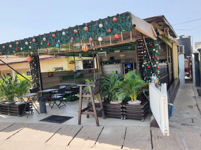 Star Shawarma and smoothies