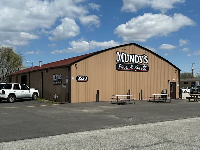 Mundy's Bar and Grill