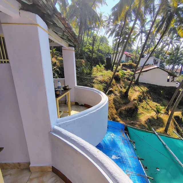 SUNNY CLIFF BEACH STAY