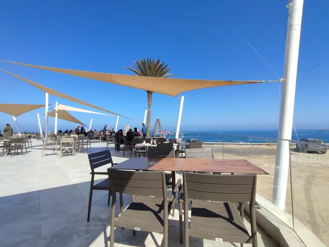 Cafe Tour La Falaise