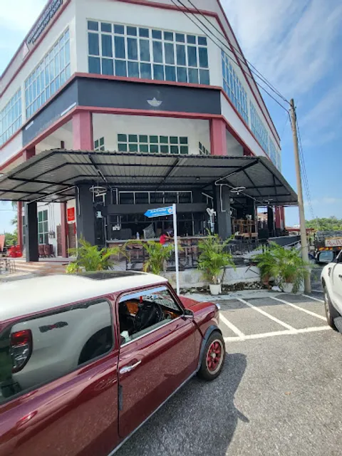 Wheels Restaurant & Bar Port Dickson