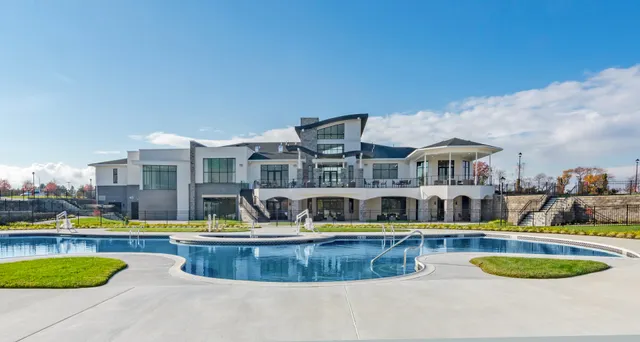 Lennar at Venue at Monroe