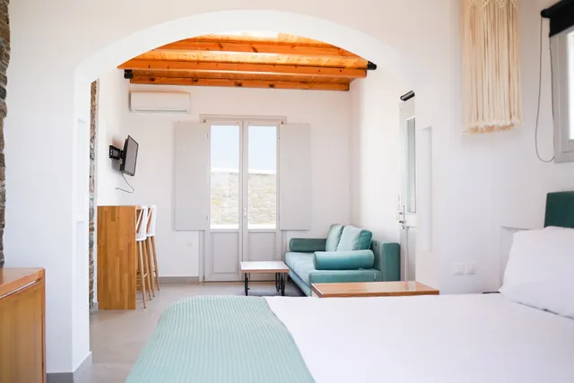 Villa Lussa Kythnos - Luxury Suites & Apartments