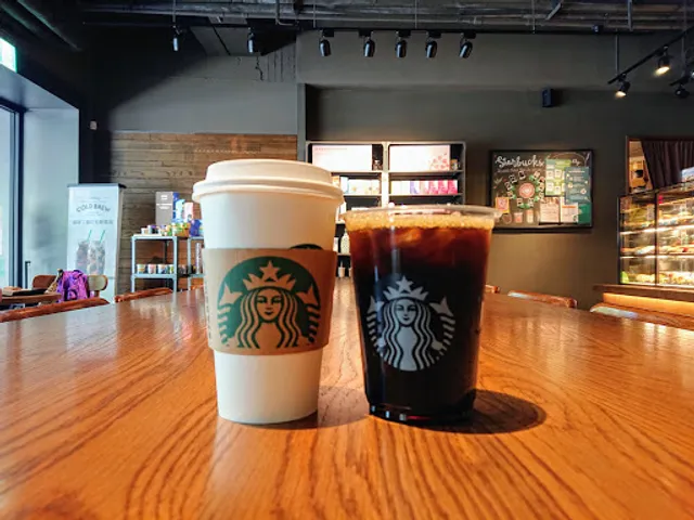 STARBUCKS Zhongxiao Yanji Shop