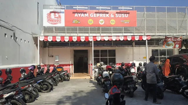 Ayam Geprek & Susu (Preksu) Warungboto