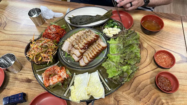 장모님육개장보쌈