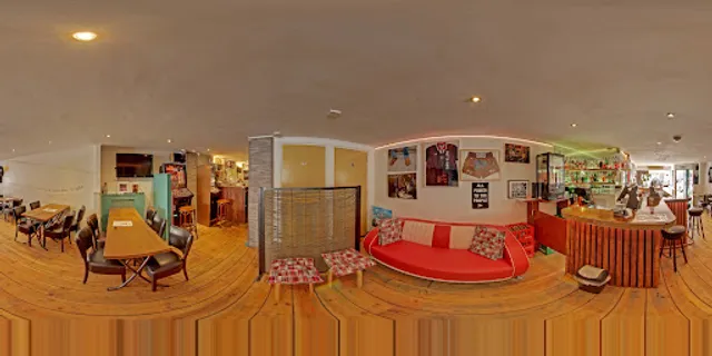 Meo's Colosseum | Surinamese Restaurant in Amsterdam