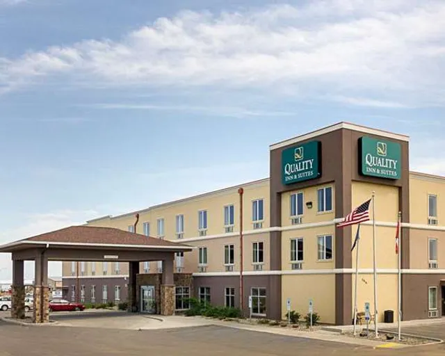 Quality Inn & Suites Minot North
