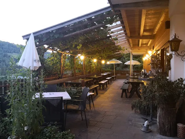 LUFER Restaurant & Törggele Keller