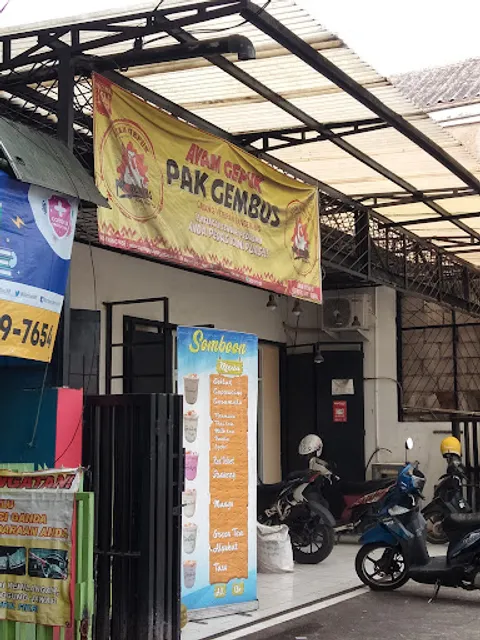 Ayam Gepuk Pak Gembus