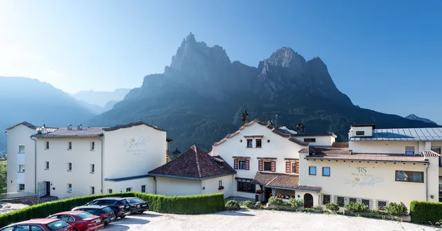 Hotel Mirabell Alpine Garden Resort & Spa