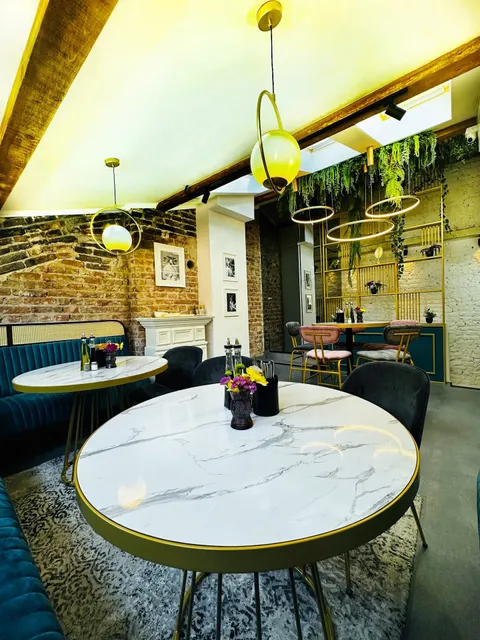 Aylyakria Restaurant