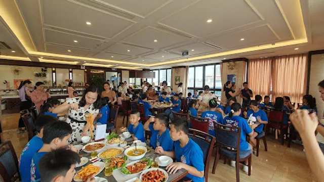 Cốm Vàng Restaurant