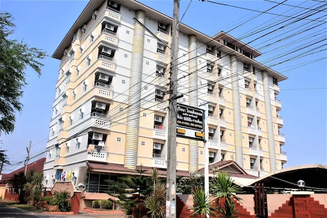 Preechana Golden Place Service Apartment